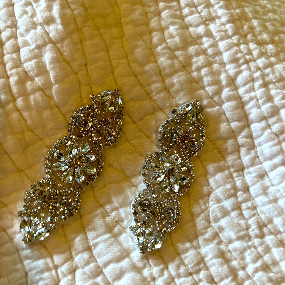 Gorgeous Appliqué Pieces - Set of 2